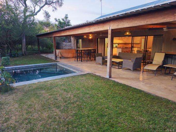 6 Bedroom Commercial for Sale For Sale in Hoedspruit - MR705614