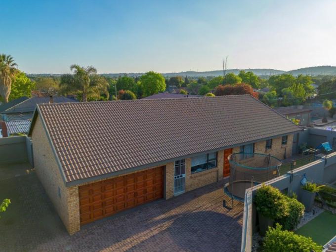 3 Bedroom House for Sale For Sale in Raceview - MR705616