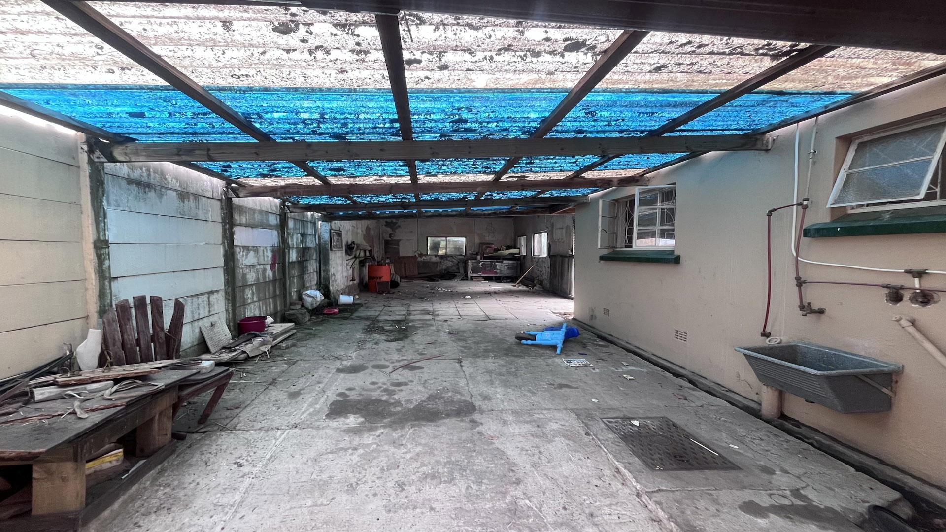 Carport  of property in Stoney Drift