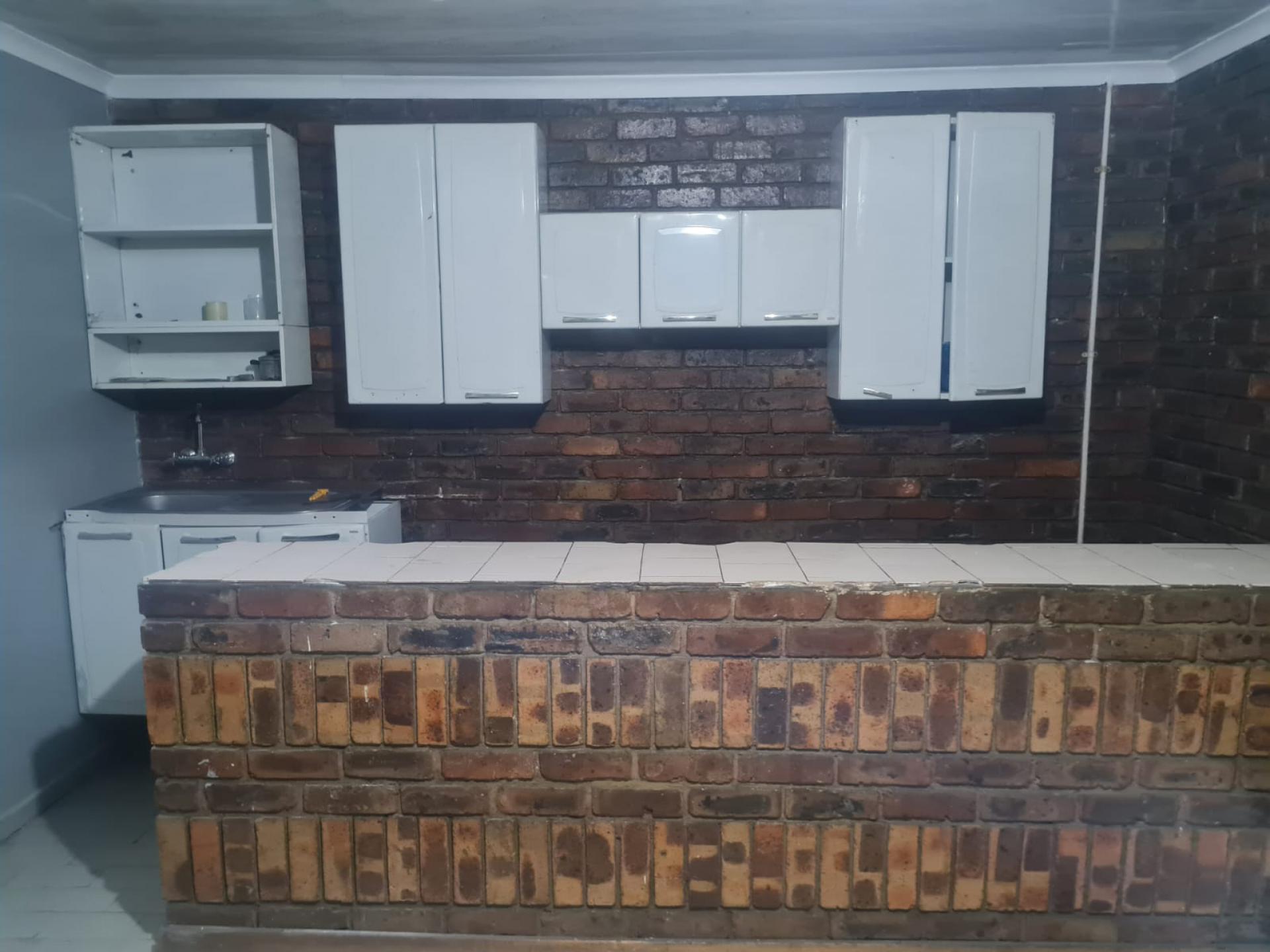  of property in Modder East
