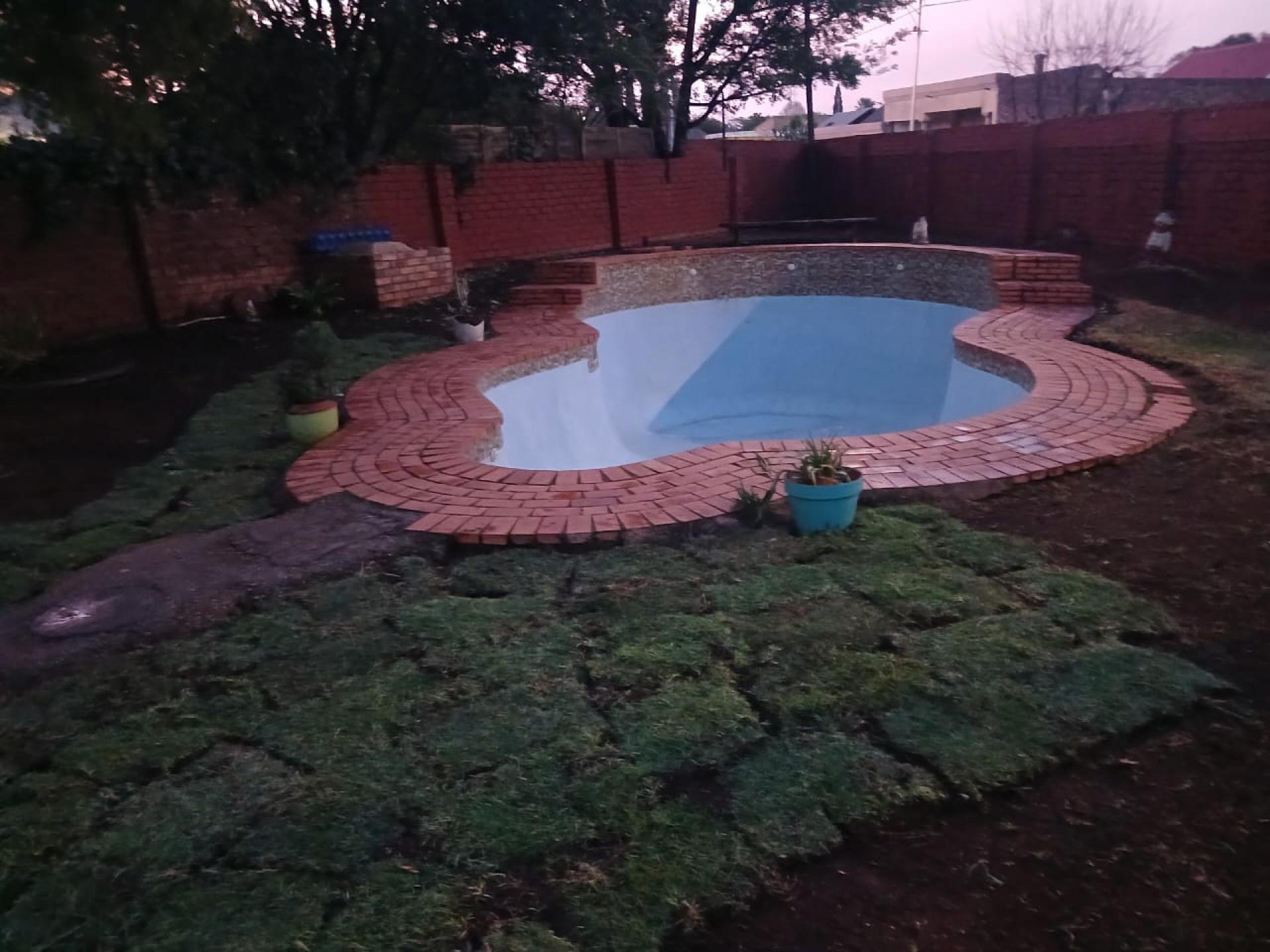  of property in Modder East