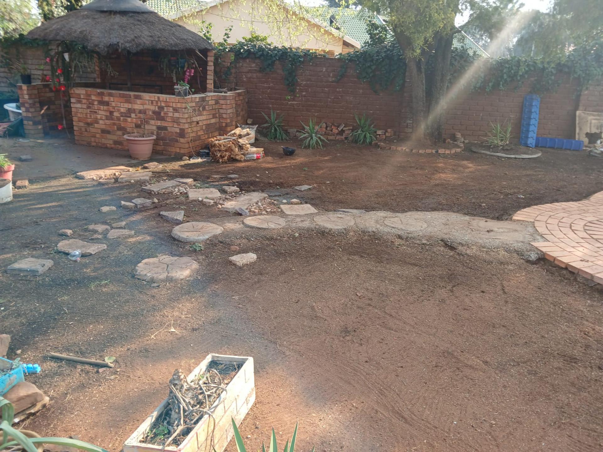  of property in Modder East