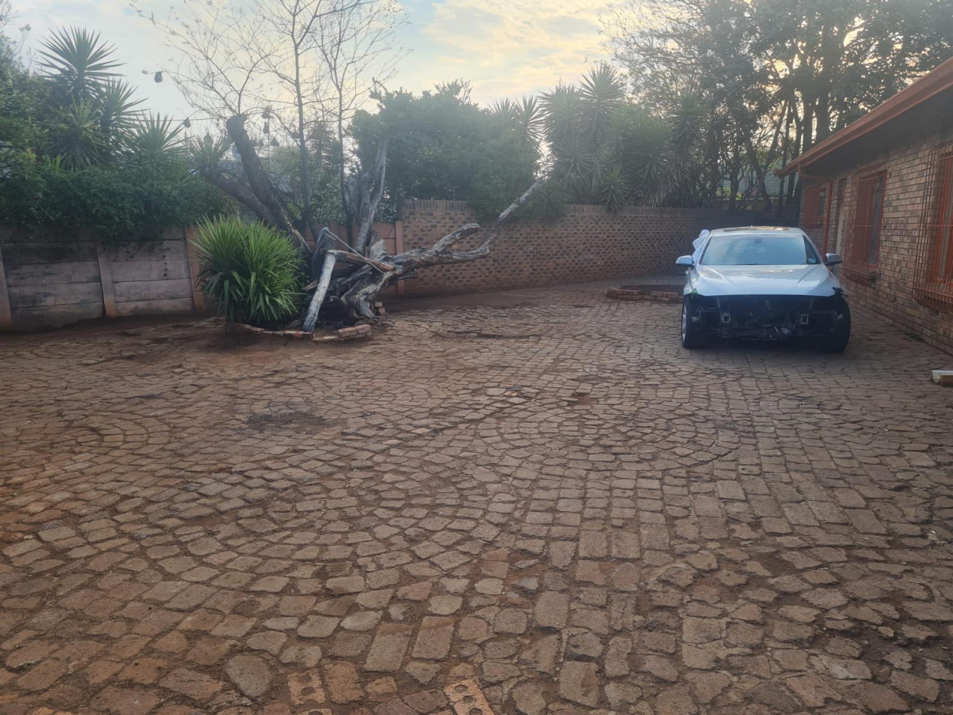  of property in Modder East