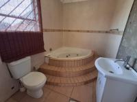  of property in Laversburg