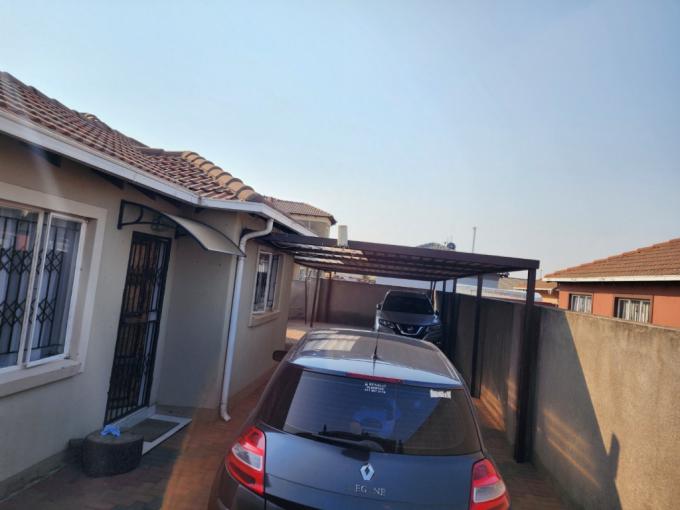 3 Bedroom House for Sale For Sale in Germiston - MR705739