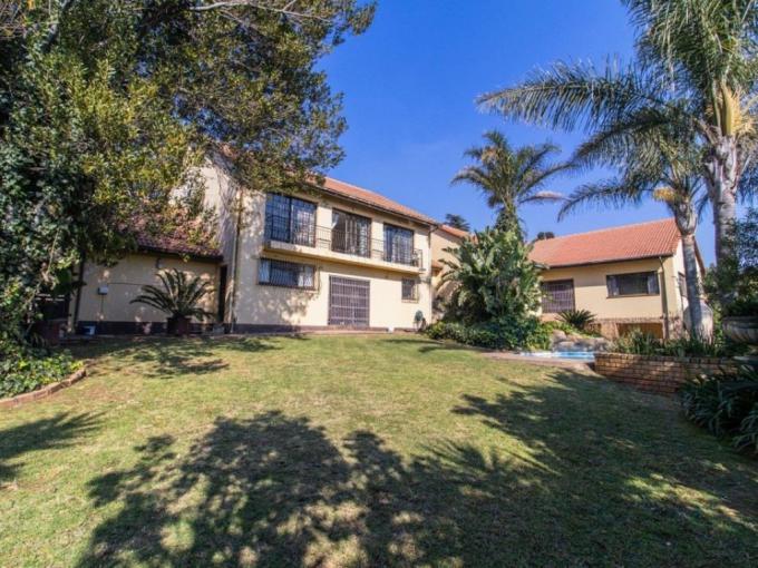 4 Bedroom House for Sale For Sale in Glenvista - MR705746