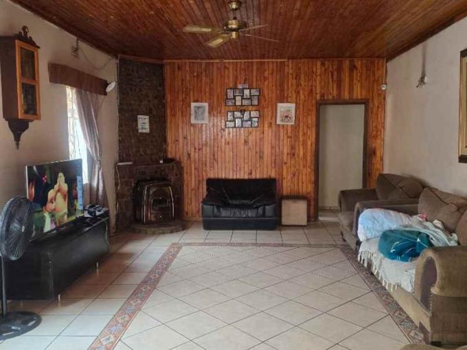 3 Bedroom House for Sale For Sale in South Hills - MR705748