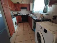  of property in Suideroord