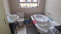 Bathroom 1 of property in Vosloorus