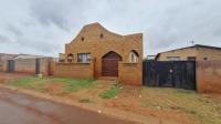 Front View of property in Vosloorus