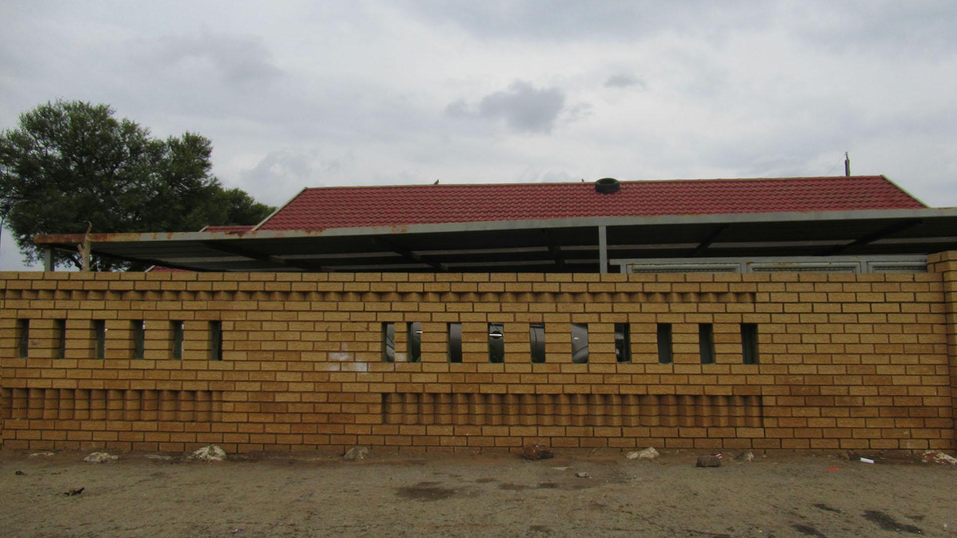 Front View of property in Jabavu