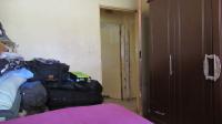 Bed Room 2 - 10 square meters of property in Jabavu