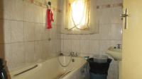Bathroom 1 - 4 square meters of property in Jabavu