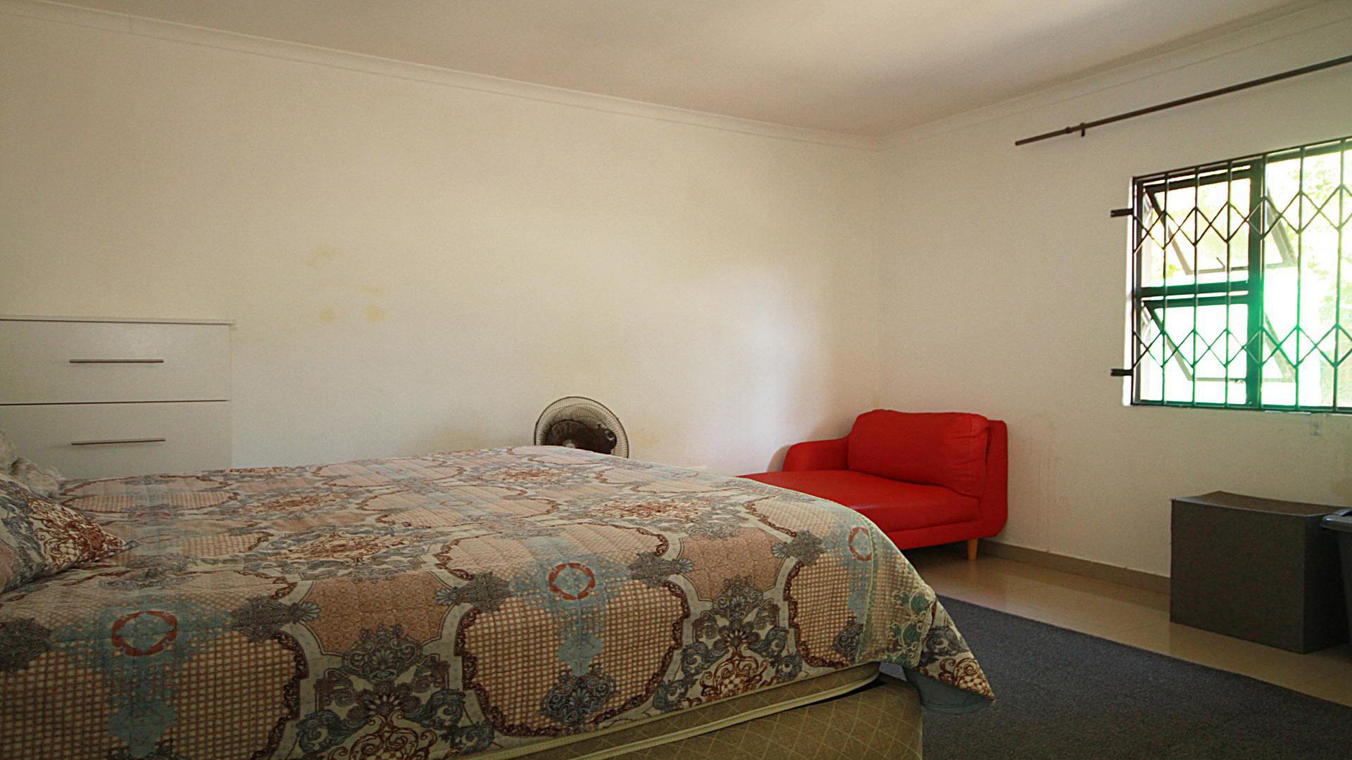 Bed Room 3 of property in Lovu