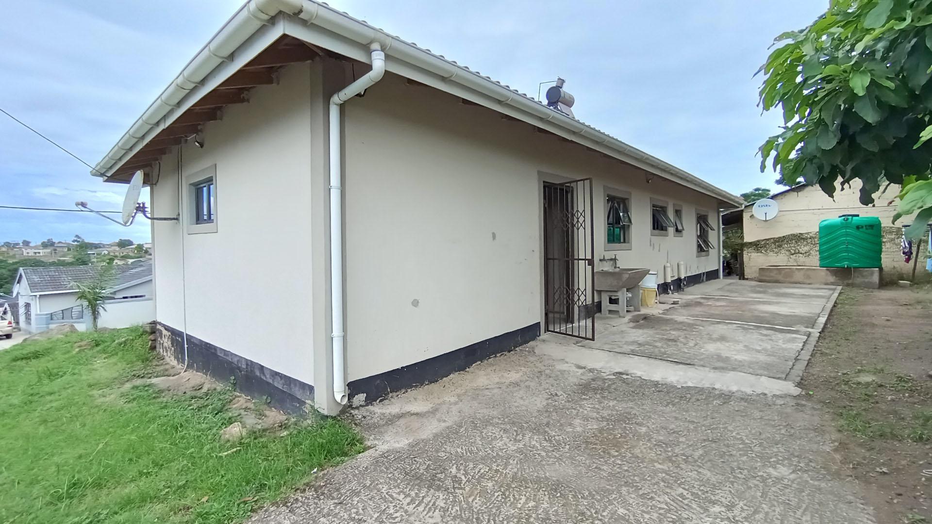 Front View of property in Lovu