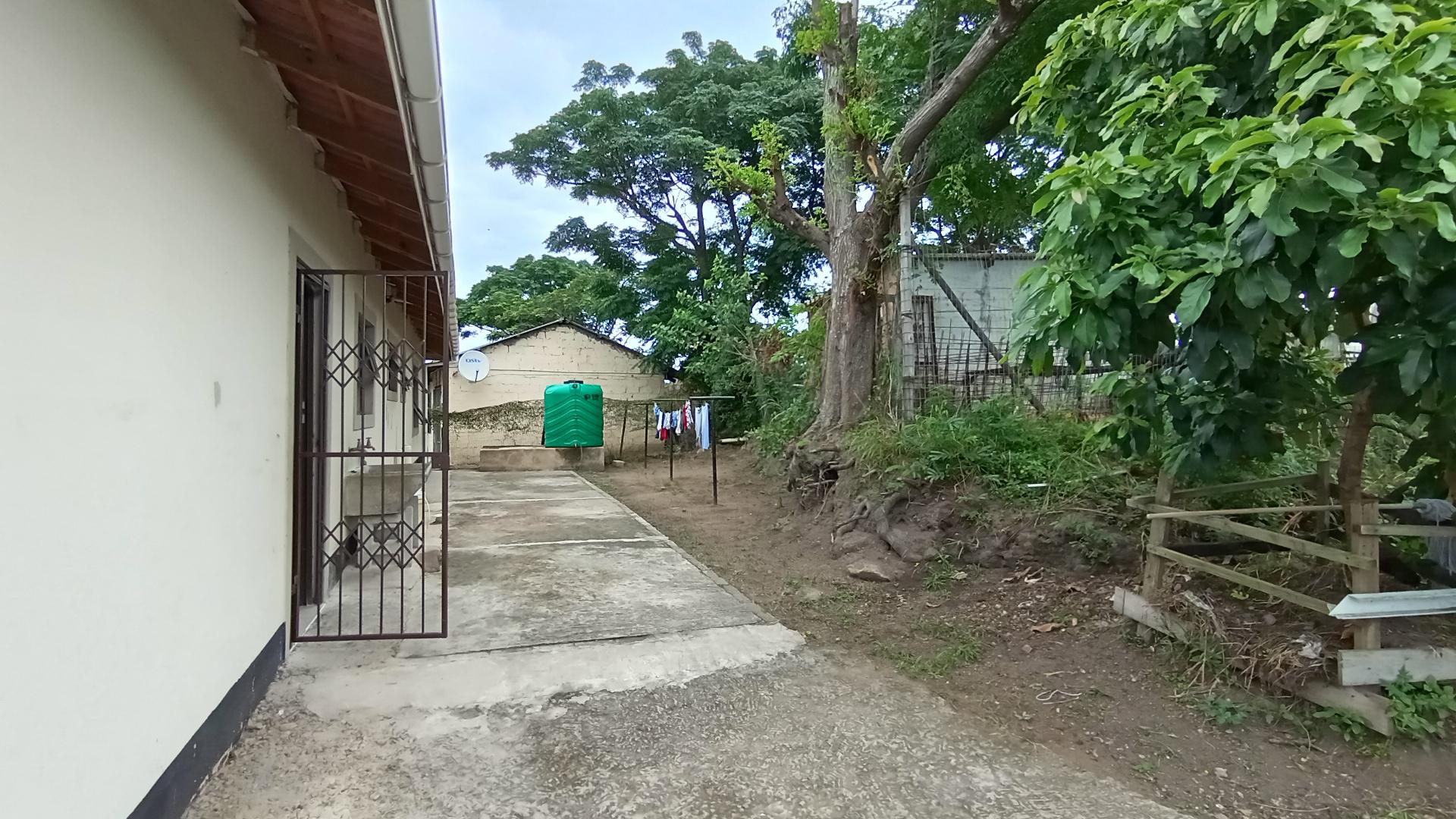 Front View of property in Lovu