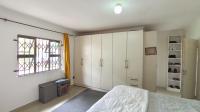 Main Bedroom - 22 square meters of property in Lovu