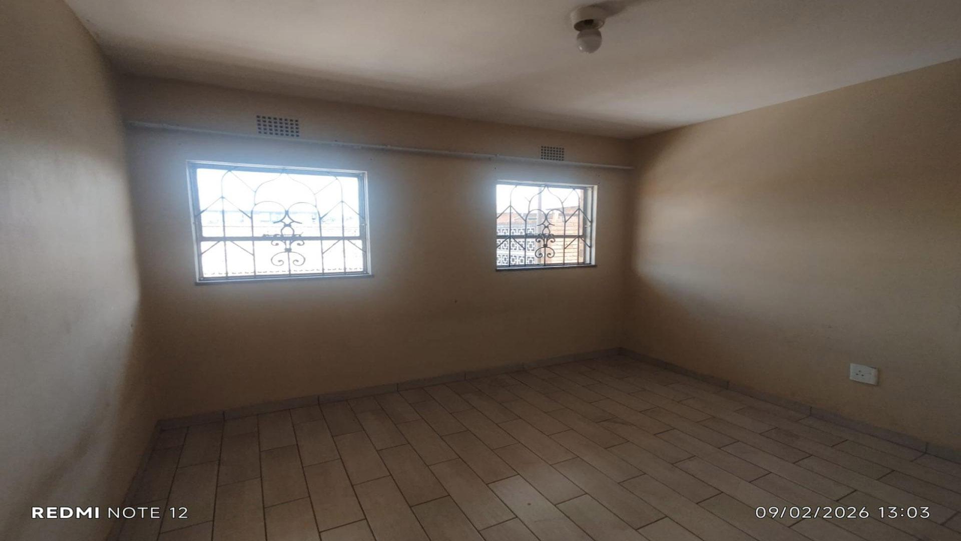 Bed Room 3 of property in Vanderbijlpark