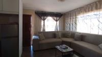 Lounges - 18 square meters of property in Soshanguve East