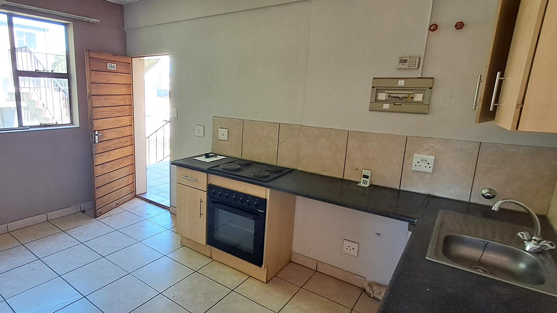 Kitchen of property in Madadeni