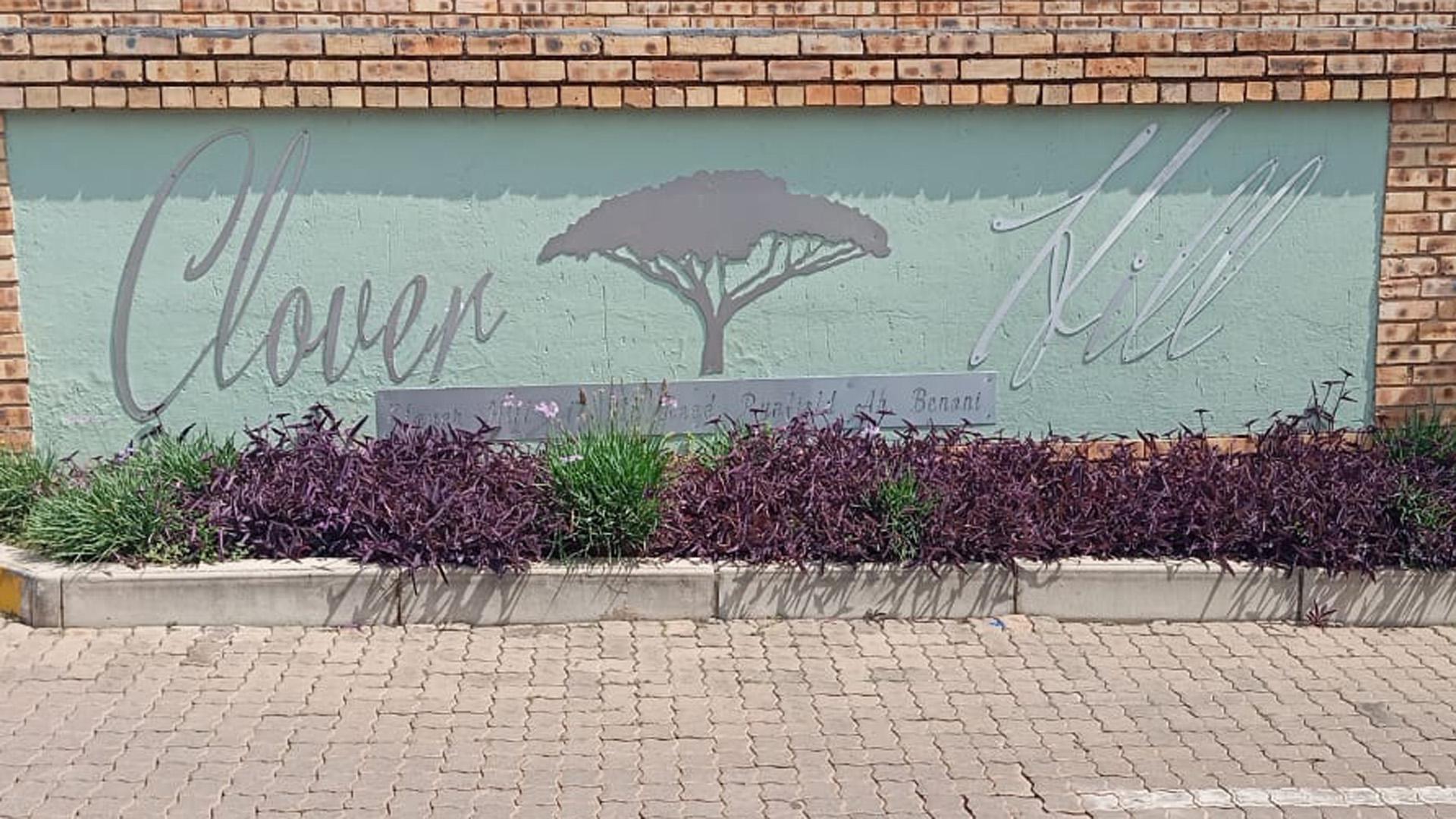 Front View of property in Cloverdene