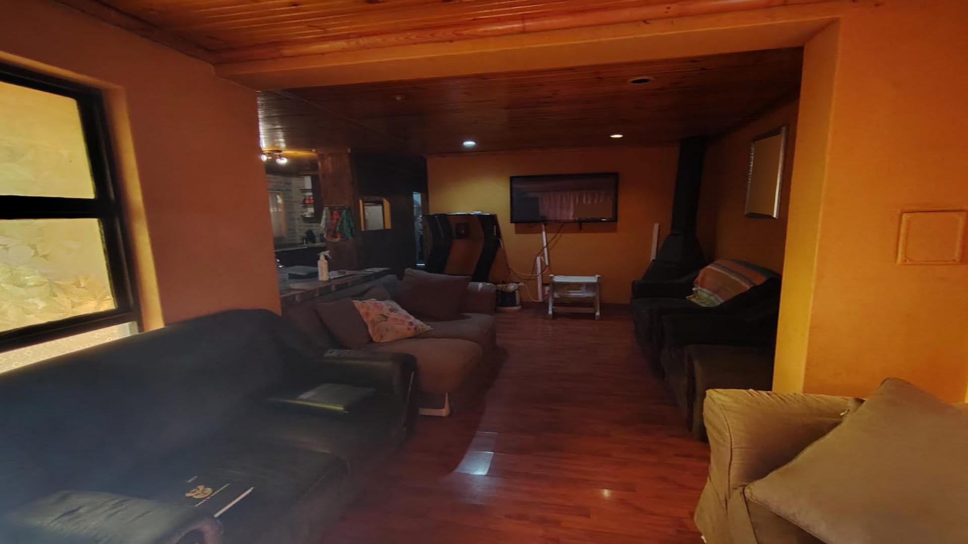 Lounges of property in Mitchells Plain