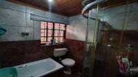 Bathroom 1 of property in Mitchells Plain