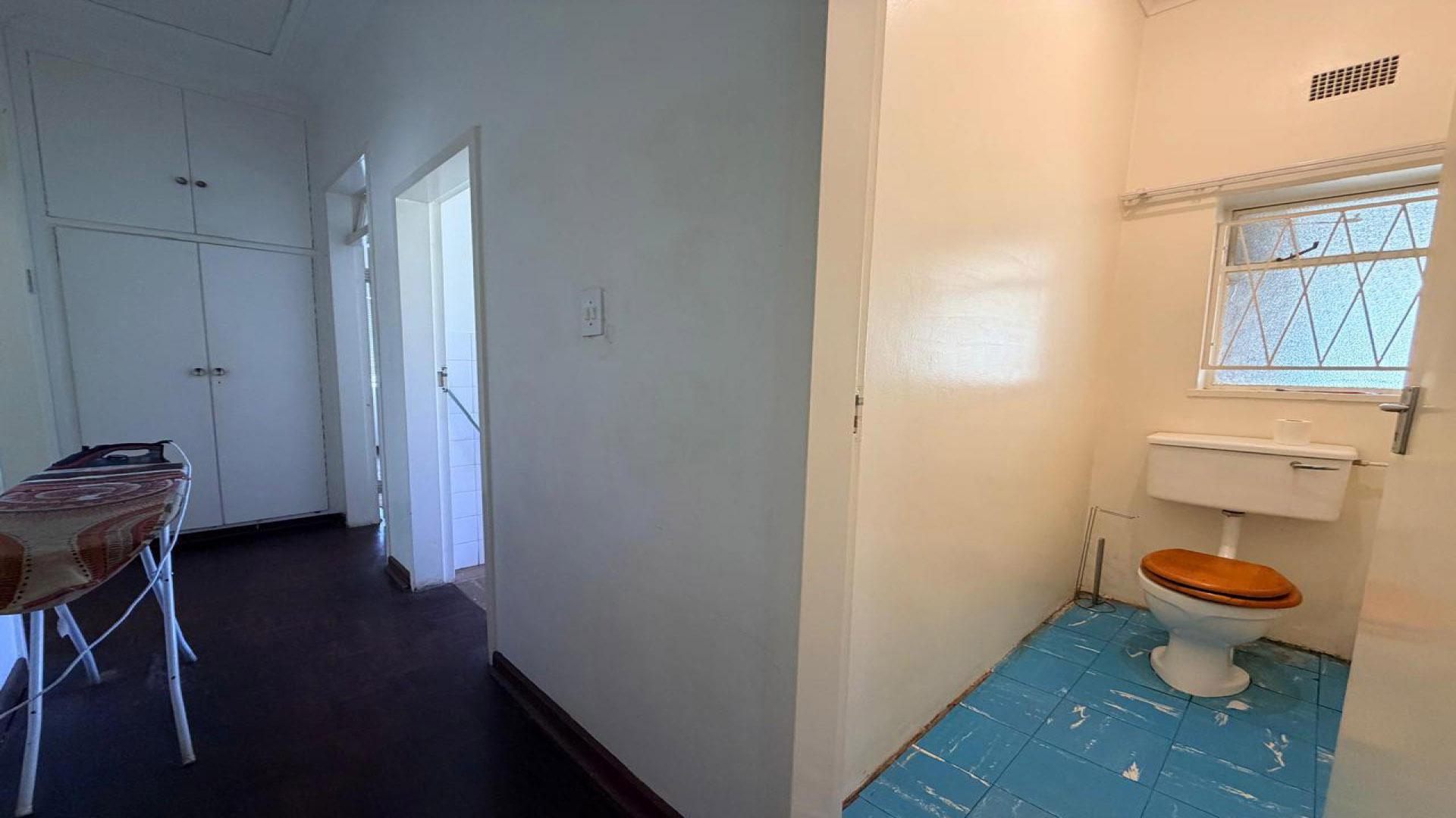 Bathroom 1 of property in Cassandra