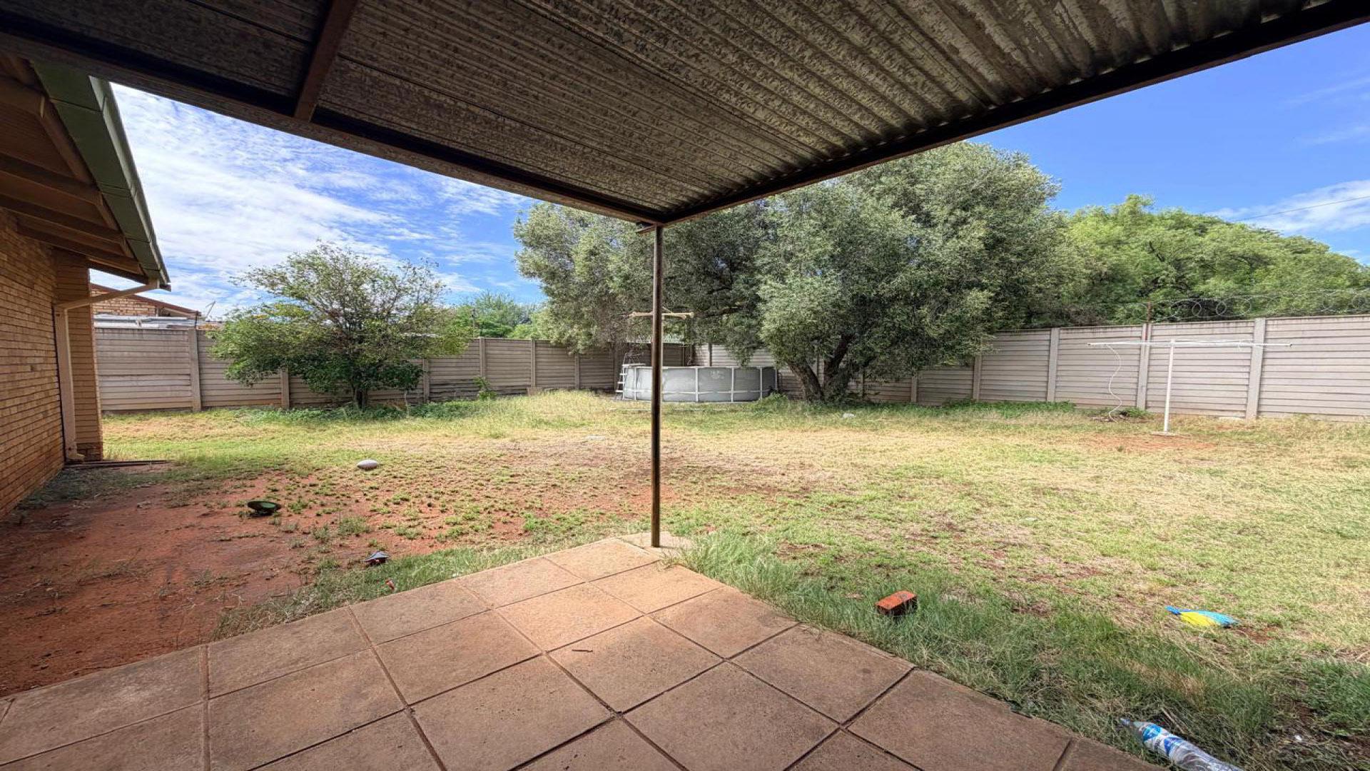 Patio of property in Cassandra