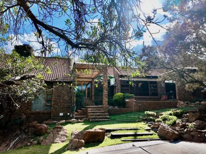 4 Bedroom House for Sale For Sale in Safarituine - MR705850