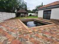  of property in Klippoortjie AH