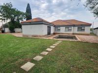  of property in Klippoortjie AH