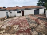  of property in Klippoortjie AH