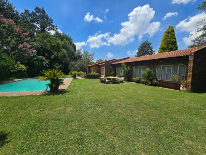 4 Bedroom House for Sale For Sale in Walkers Fruit Farms SH - MR705860