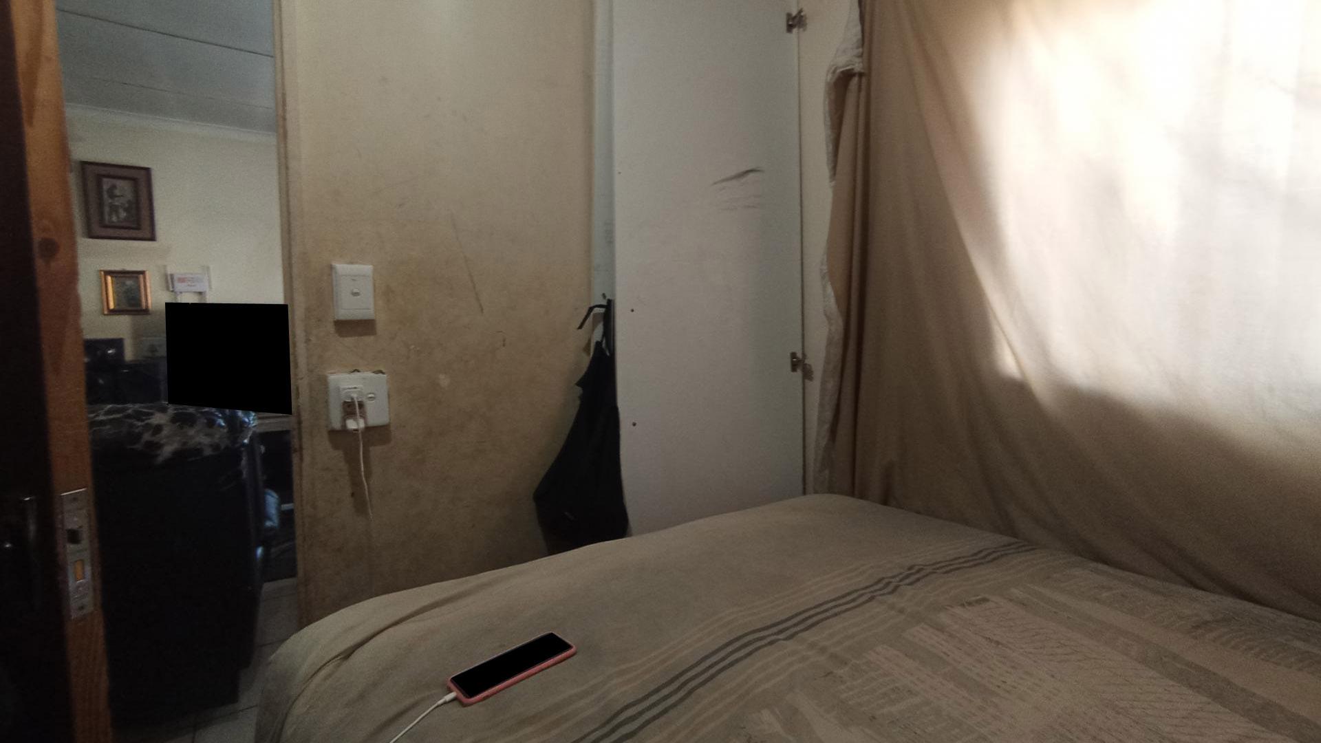 Bed Room 2 - 7 square meters of property in Olievenhoutbos