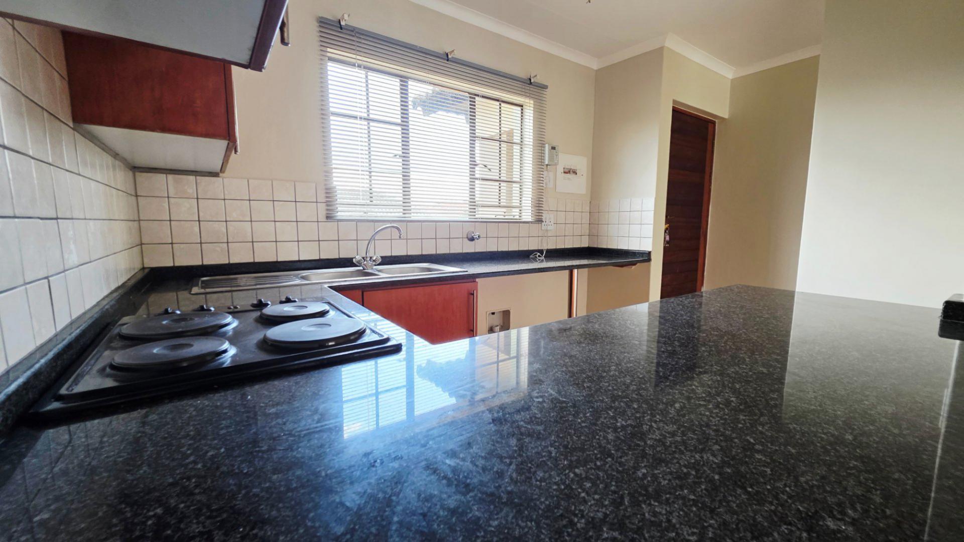  of property in Bendor