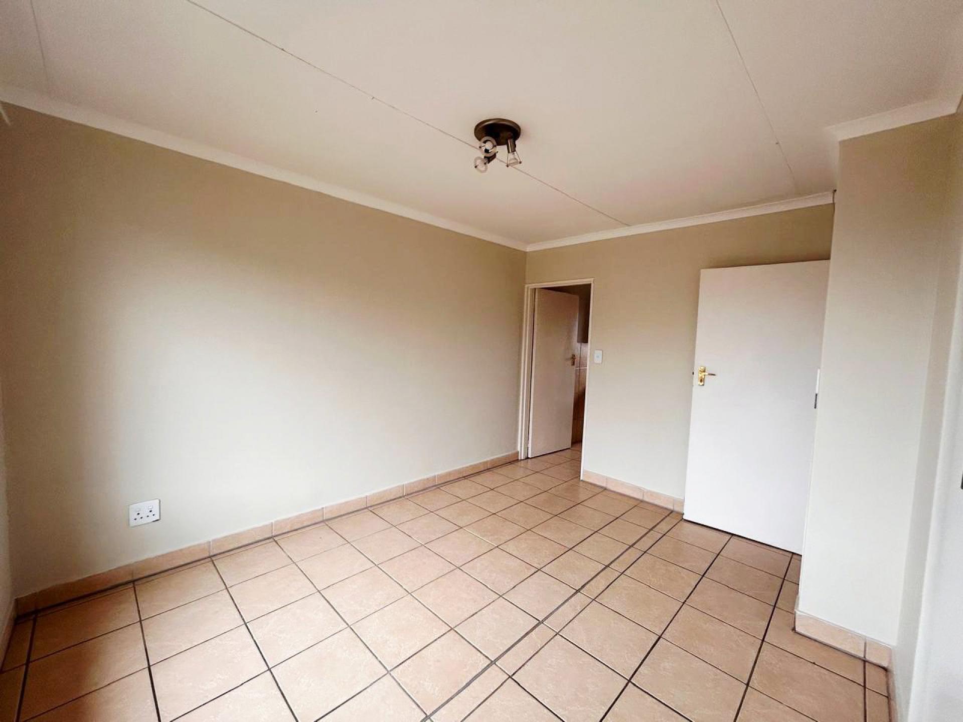  of property in Bendor