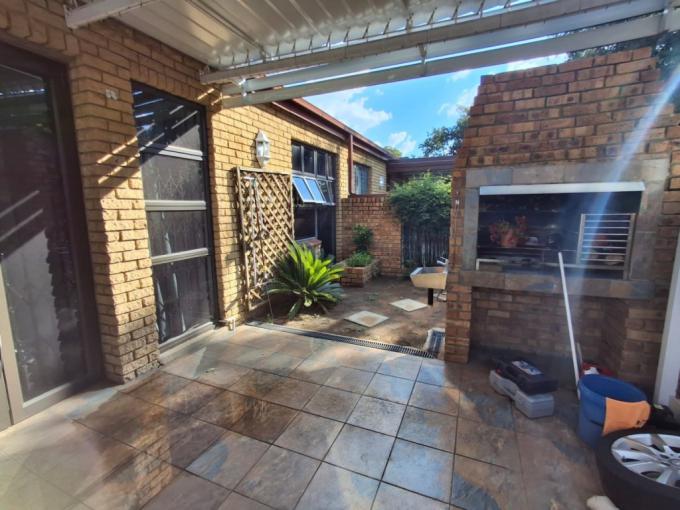 2 Bedroom Apartment for Sale For Sale in Heidelberg - GP - MR705910