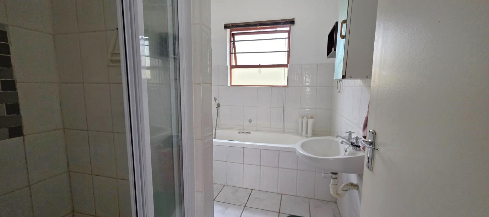  of property in Gordons Bay
