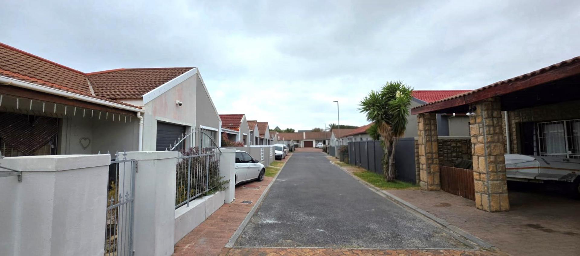  of property in Gordons Bay