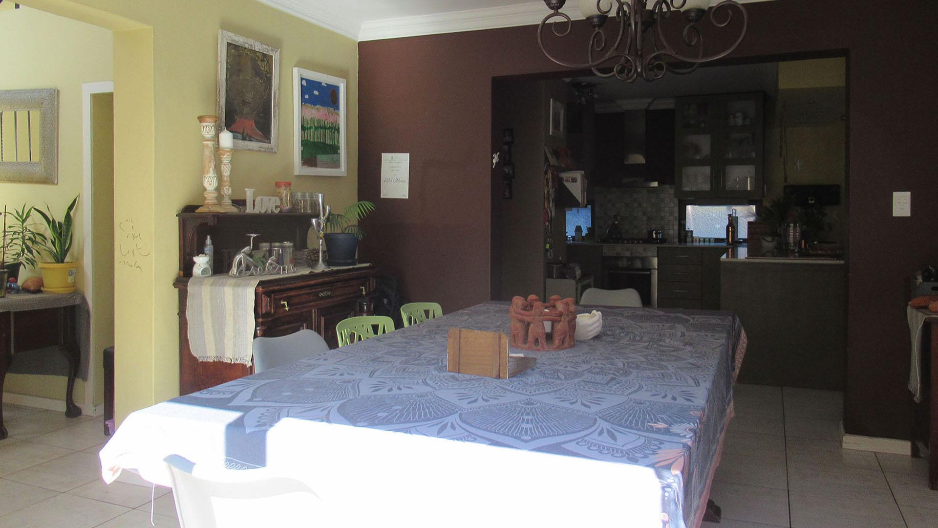 Dining Room - 17 square meters of property in Kensington - JHB