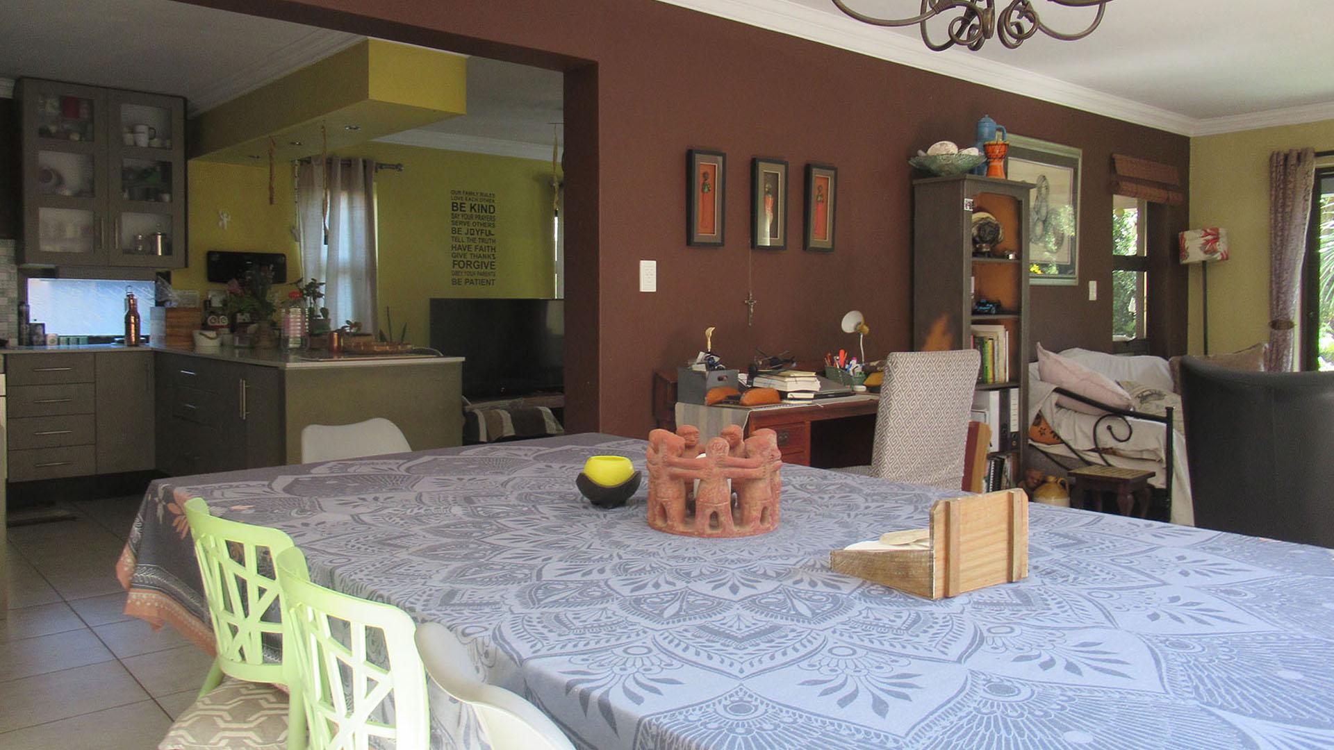 Dining Room - 17 square meters of property in Kensington - JHB