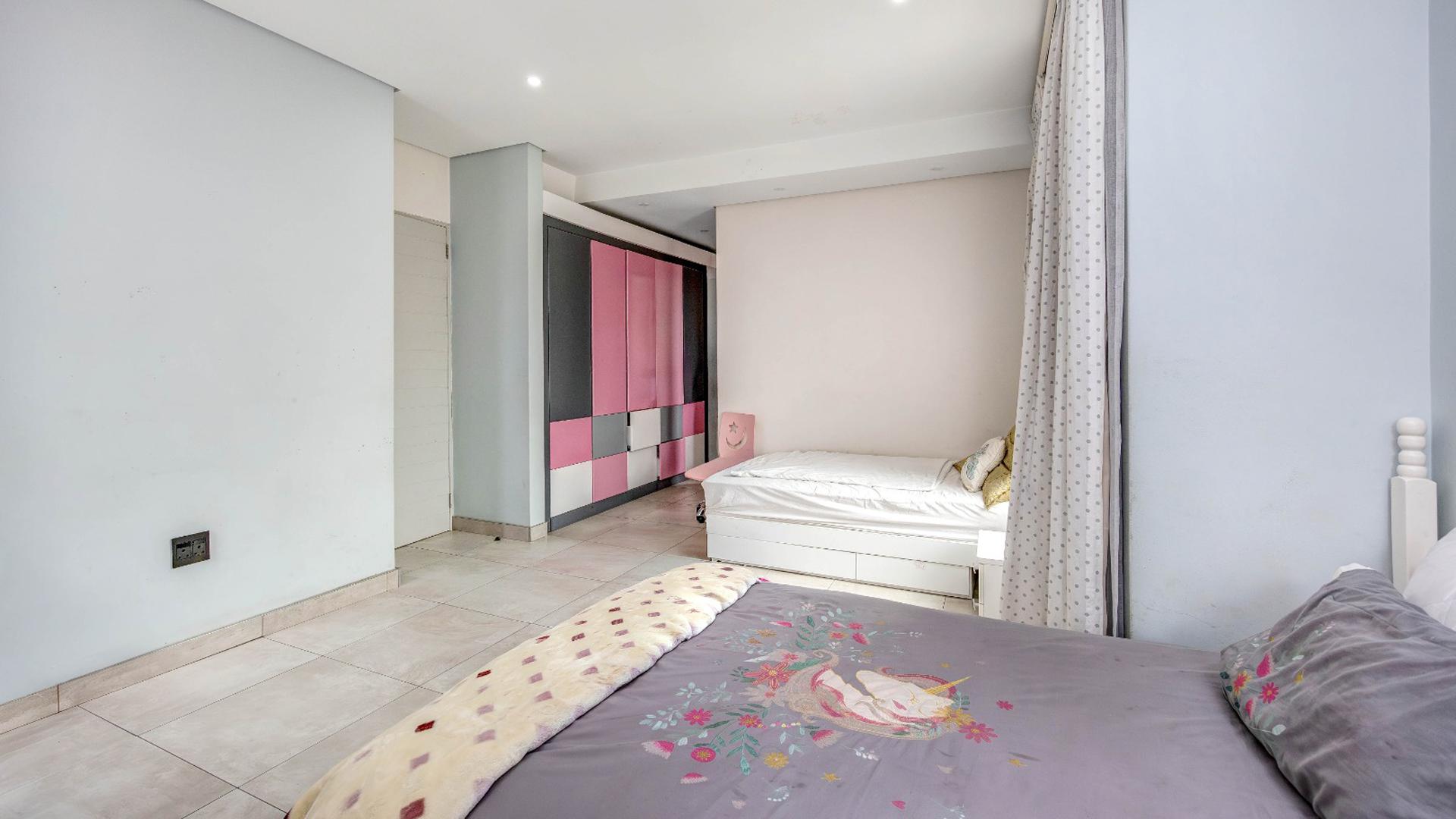 Bed Room 3 of property in Maroeladal