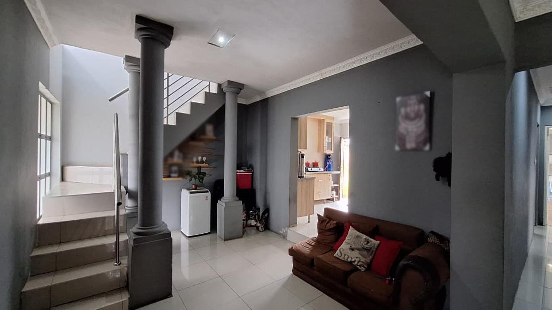 Foyer - 37 square meters of property in Mid-ennerdale