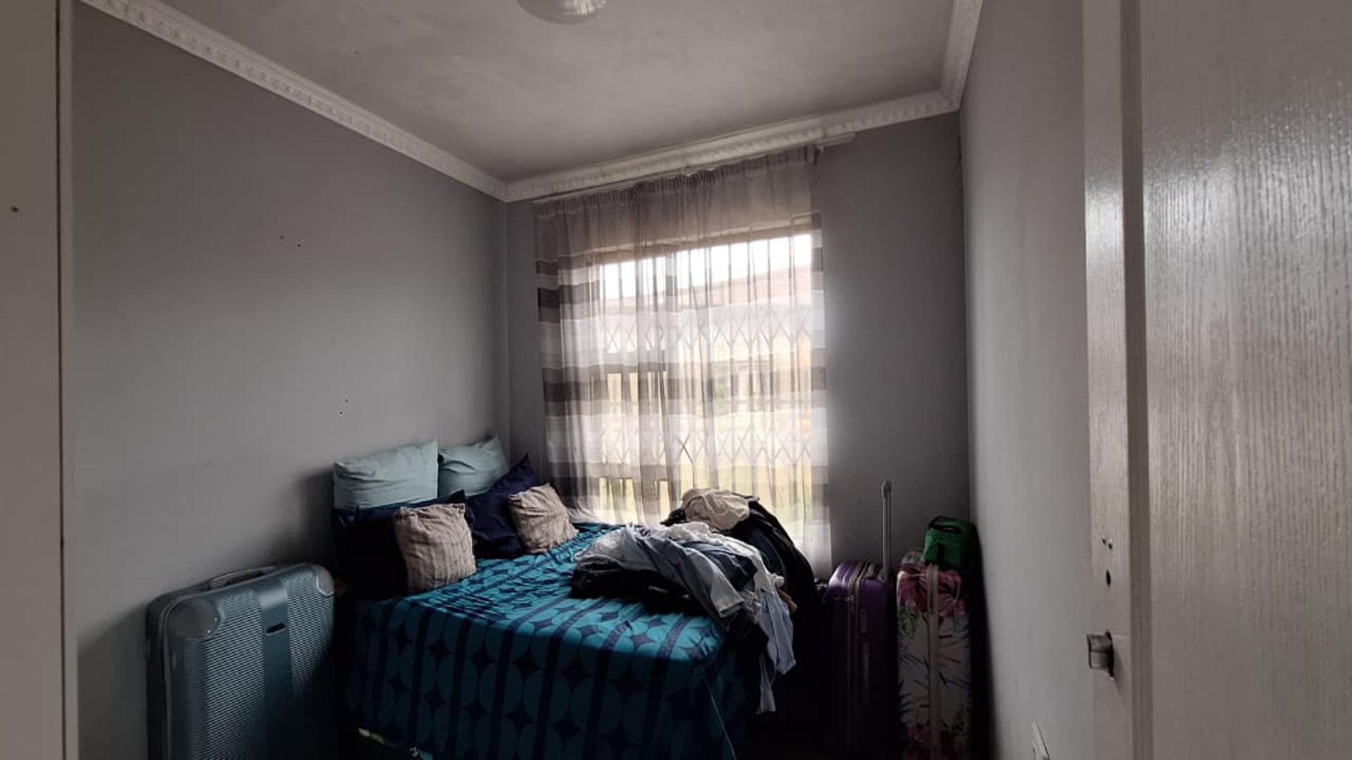 Bed Room 1 - 21 square meters of property in Mid-ennerdale