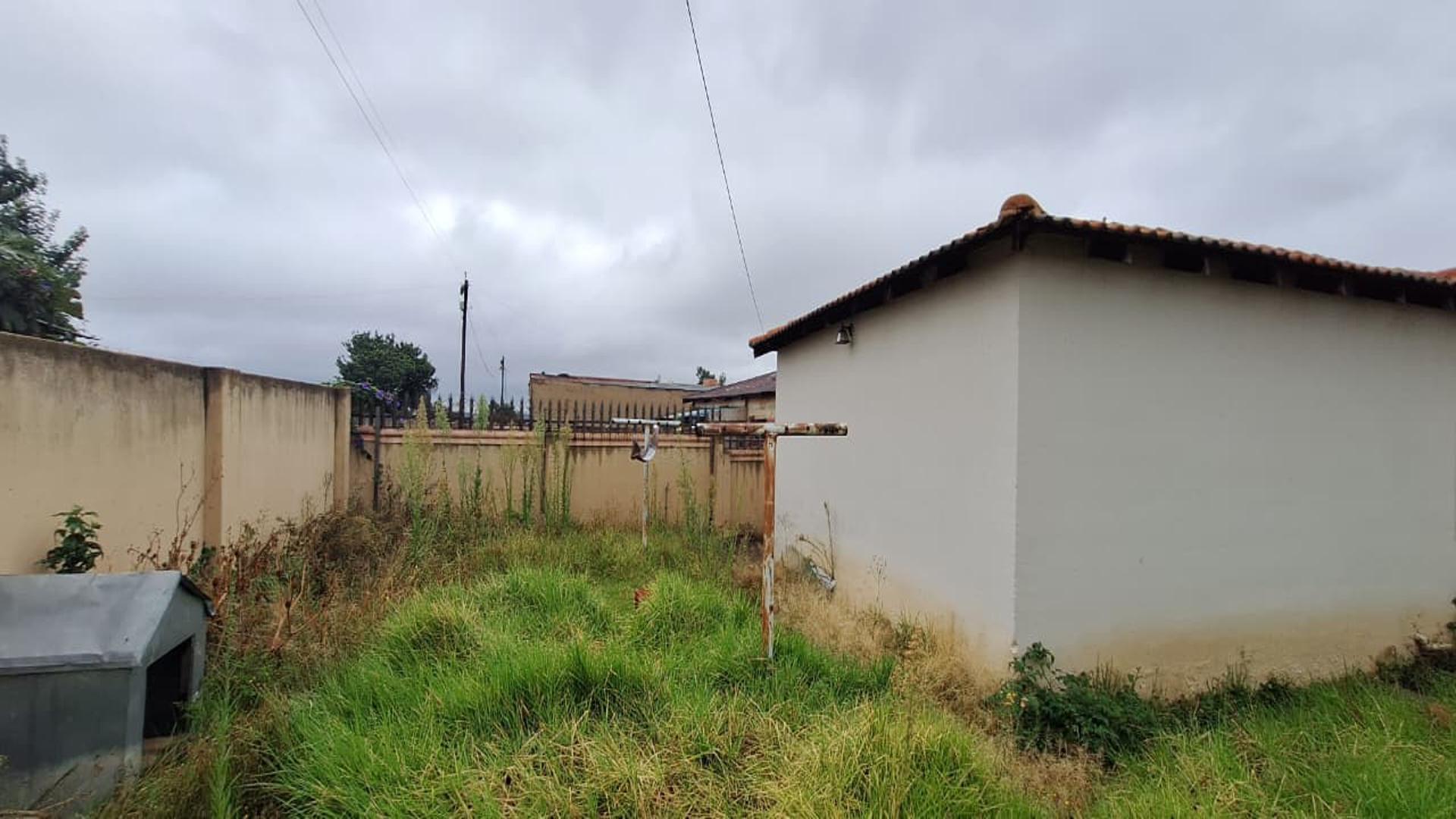 Backyard of property in Mid-ennerdale
