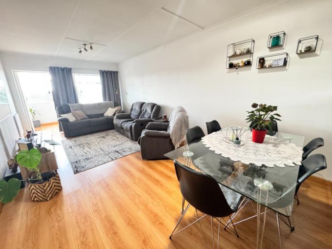 2 Bedroom Apartment for Sale For Sale in Malvern - MR706022