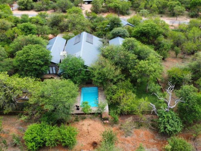 4 Bedroom House to Rent in Hoedspruit - Property to rent - MR706033