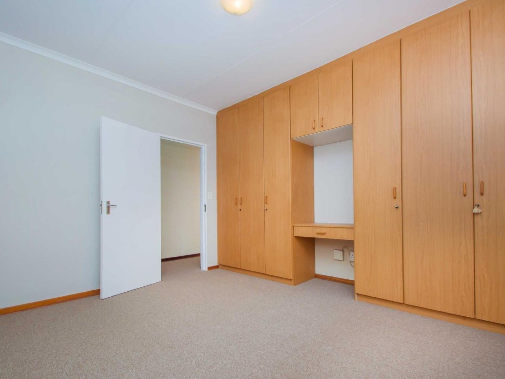  of property in Wilropark