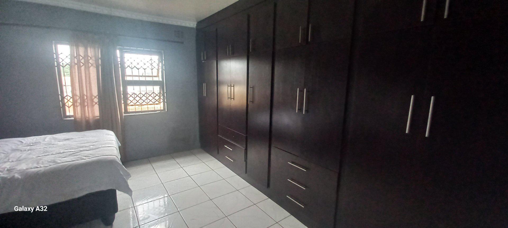  of property in Amalinda